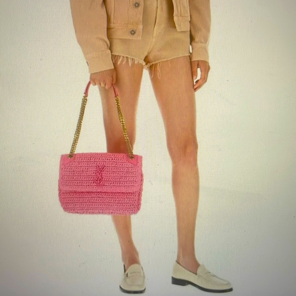 YSL medium Niki pink raffia shoulder bag - Picture 3 of 17